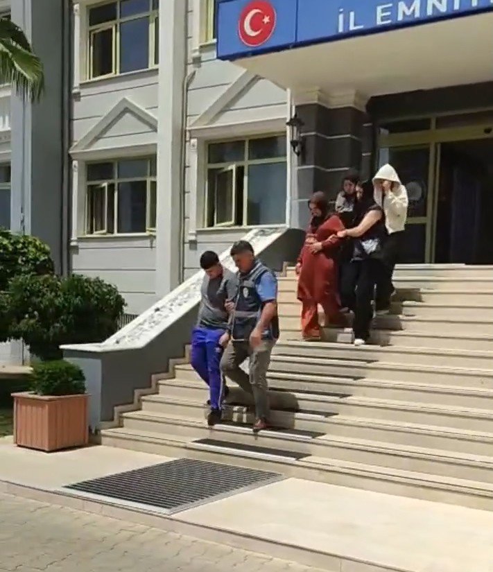 Niğde Merkezli Dolandırıcılık Operasyonunda 10 Şüpheli Gözaltına Alındı