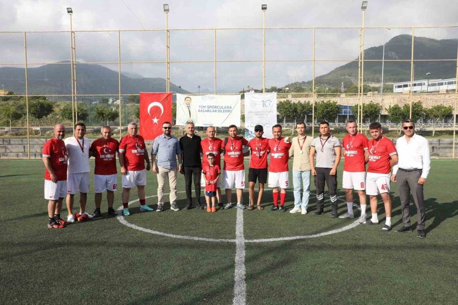 Alkü 10. Yıl Futbol Turnuvası Sona Erdi