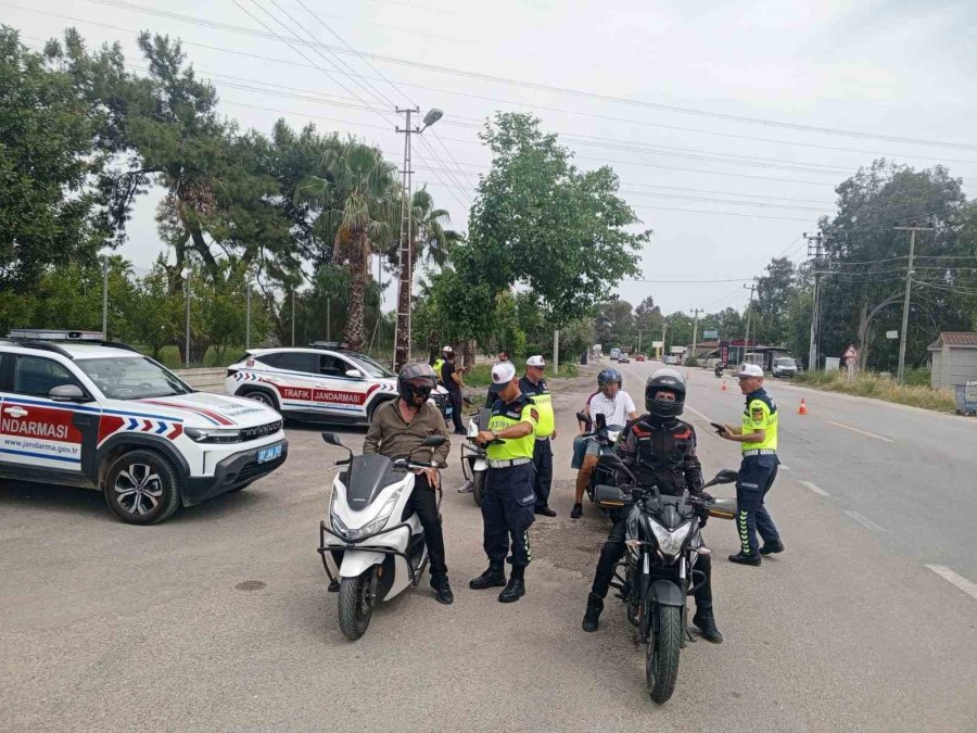 Antalya’da Motosikletlilere Yönelik Denetimde 3,4 Milyon Tl Ceza Kesildi