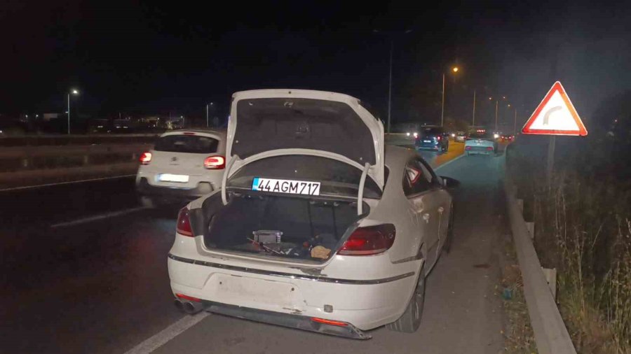 Manavgat’ta Otomobiller Çarpıştı: 1 Yaralı