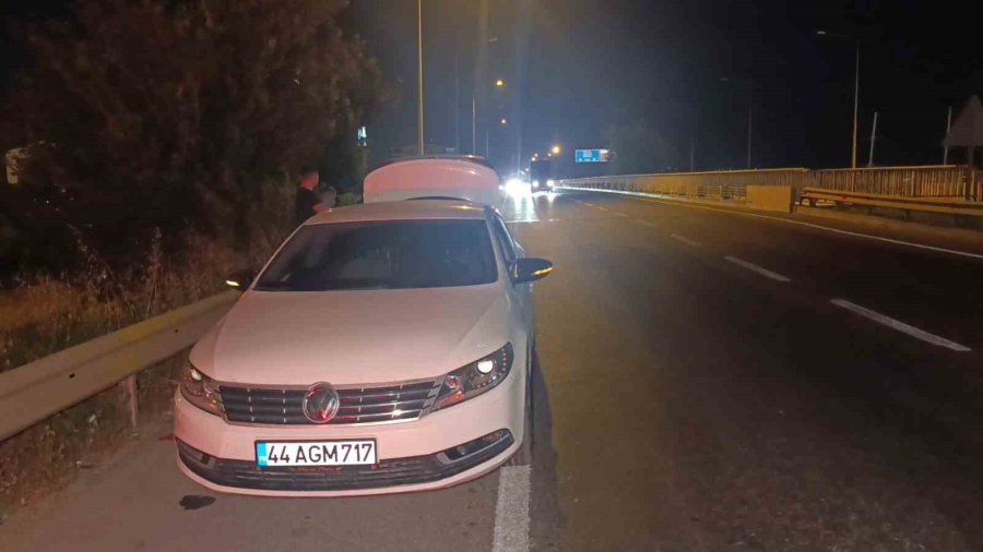 Manavgat’ta Otomobiller Çarpıştı: 1 Yaralı