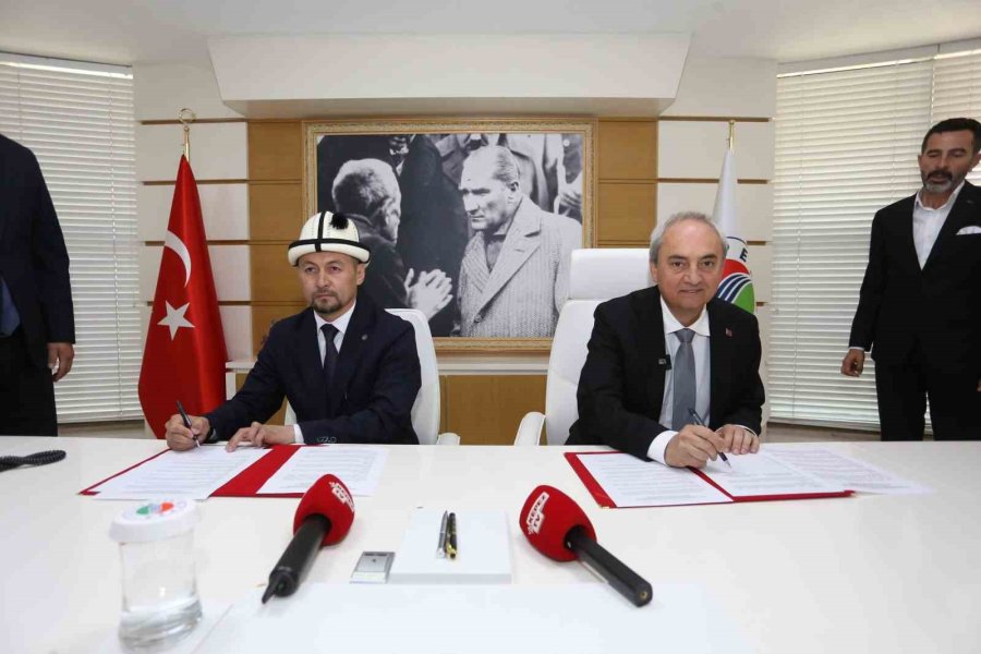 Kepez Ve Kırgız Balıkçı Şehri Arasında Kardeşlik Köprüsü Kuruldu