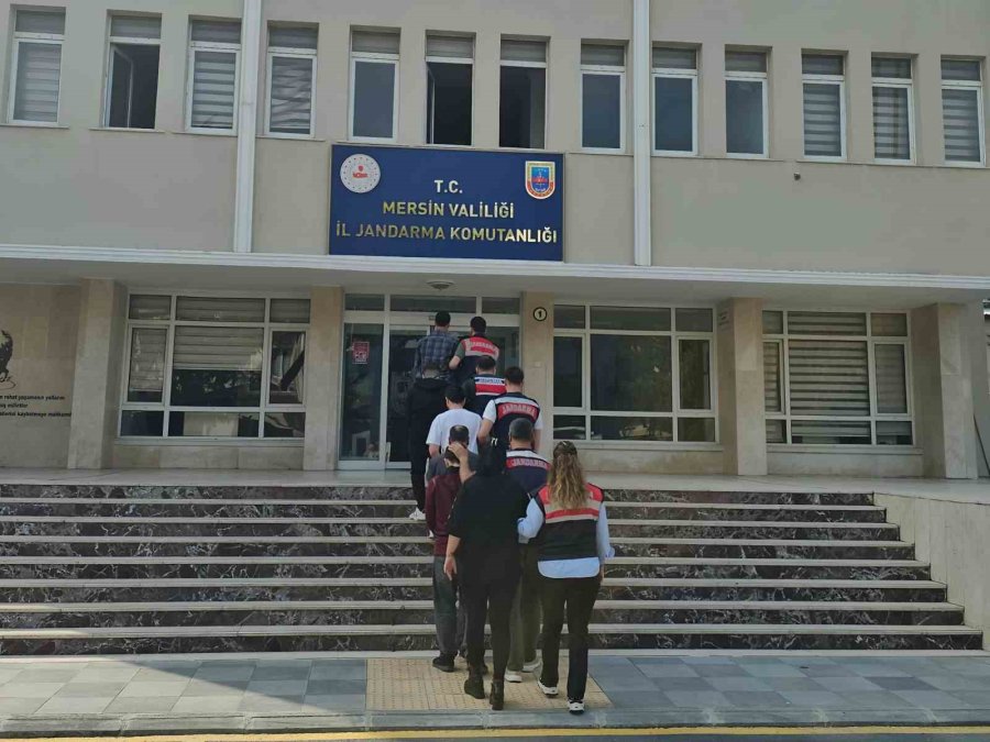 Kişisel Verileri Ele Geçirip Satan Şebeke Çökertildi: 5 Tutuklama