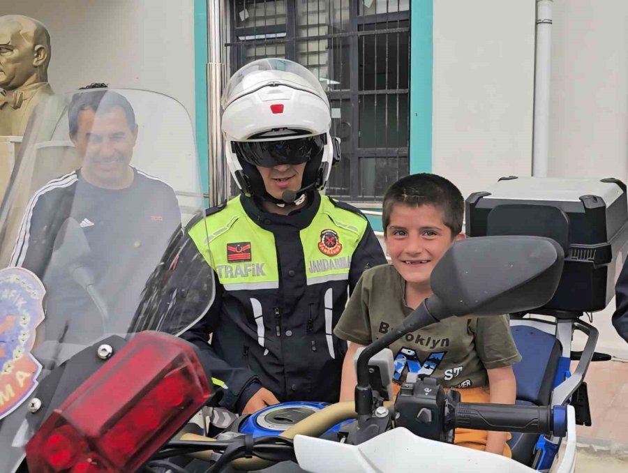 Özel Bireyler, Jandarmanın Araç Ve Teçhizatlarını Tanıdı