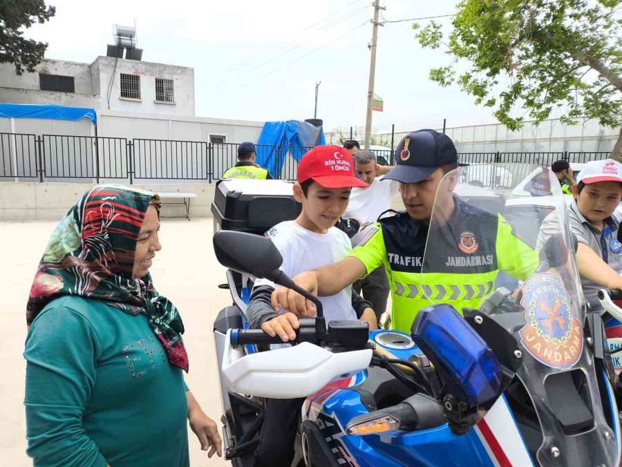 Özel Bireyler, Jandarmanın Araç Ve Teçhizatlarını Tanıdı