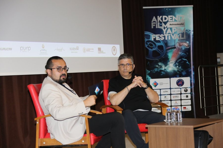 Yönetmen Ömer Faruk Sorak, Akdeniz Üniversitesi’nde Öğrencilerle Buluştu