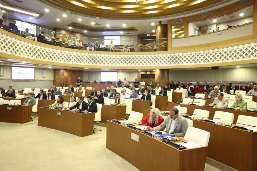 Antalya Büyükşehir’in 2024 Mali Yılı Kesin Hesapları Oy Birliğiyle Kabul Edildi