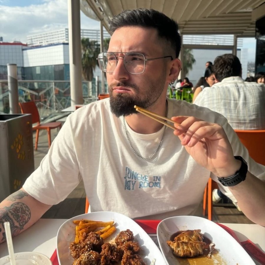 Motosikletli Sağlık Çalışanı Genç Trafik Kazasında Hayatını Kaybetti