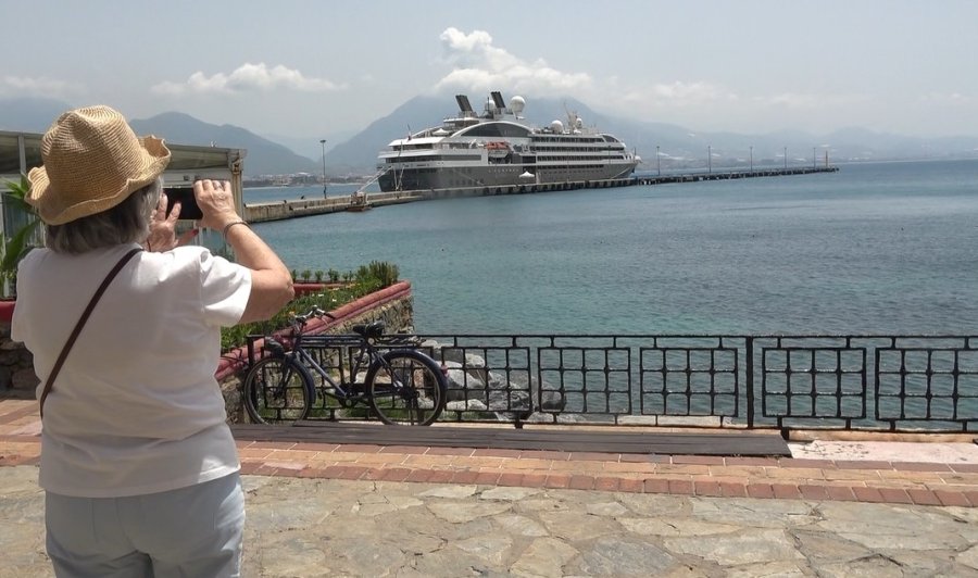 Alanya’ya Kruvaziyerle 187 Turist Geldi
