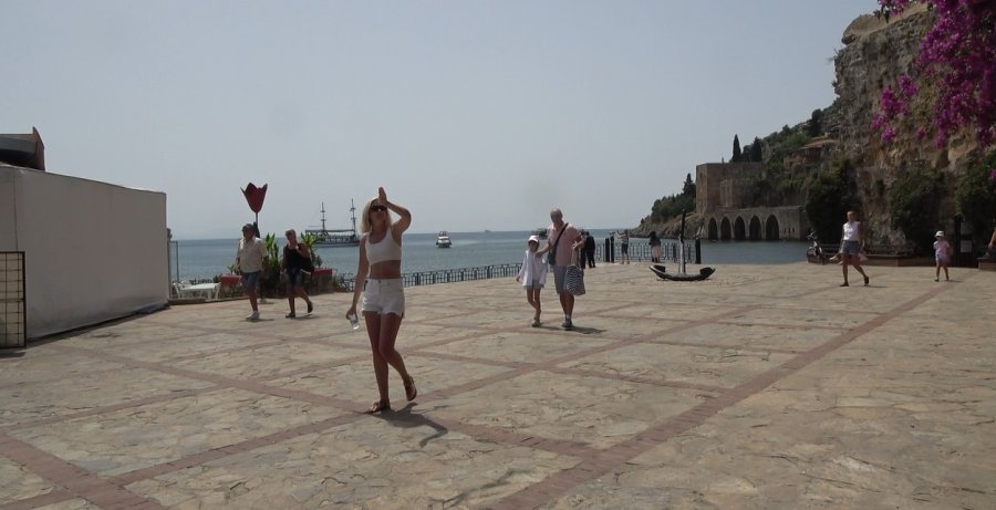 Alanya’ya Kruvaziyerle 187 Turist Geldi