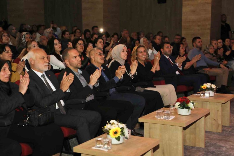 Niğde’de "engelsiz Nağmeler" Konseri Yoğun İlgi Gördü