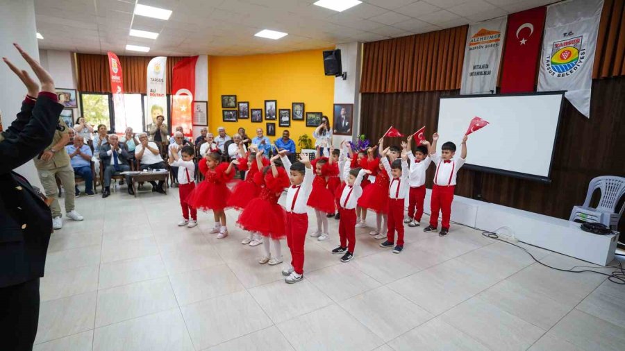 Tarsus’ta Bahar Şenliği Düzenlendi