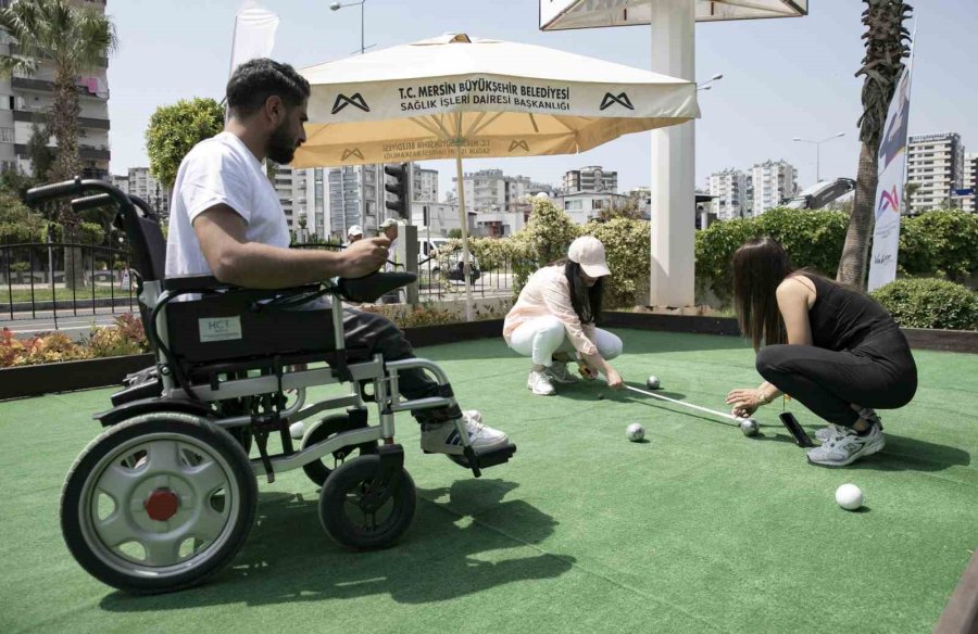 Özel Bireyler ’bocce Turnuvası’nda Mücadele Etti