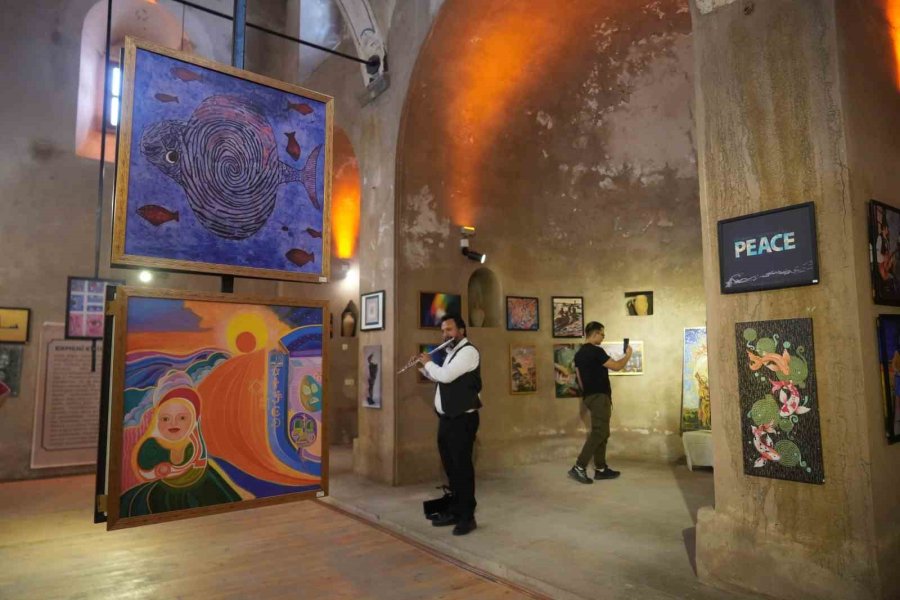 Niğde, 51 Ülkeden Sanatçının Eserlerinin Yer Aldığı Sergiye Ev Sahipliği Yaptı