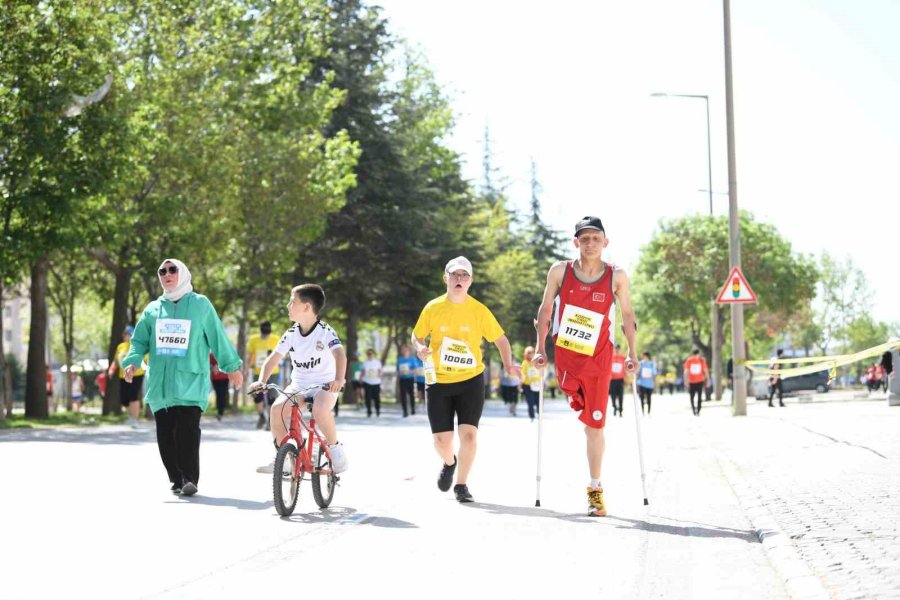 4. Uluslararası Konya Yarı Maratonu Türkiye’den Ve Dünyadan Sporcuları Buluşturdu