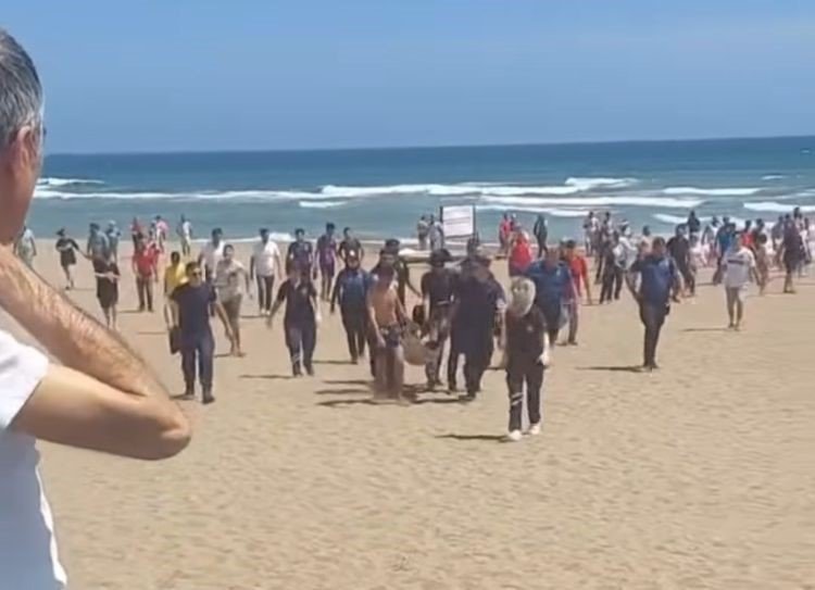 Dalgalı Denize Giren Genç Boğularak Hayatını Kaybetti