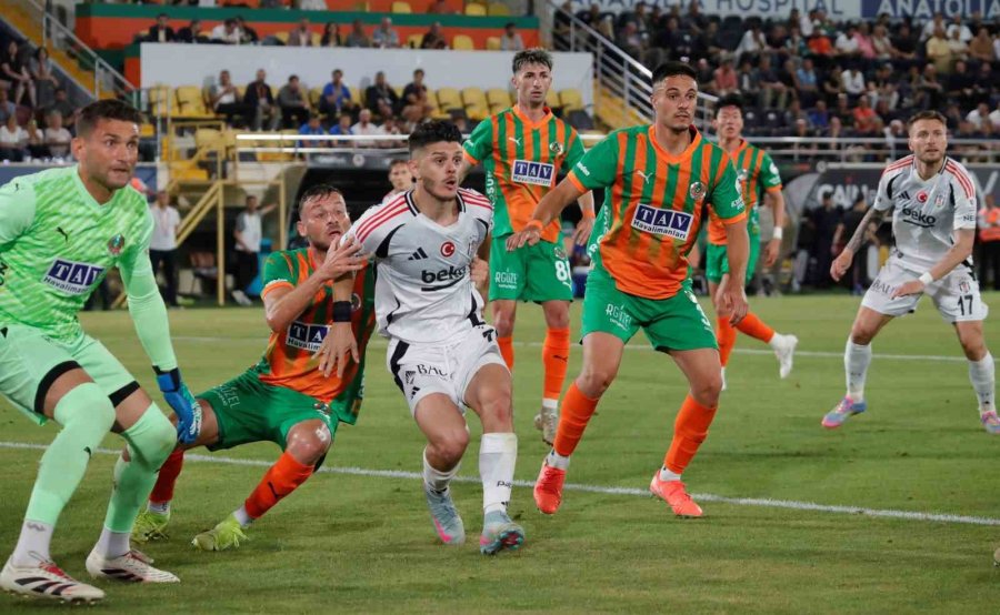 Trendyol Süper Lig: Alanyaspor: 1 - Beşiktaş: 1 (maç Sonucu)