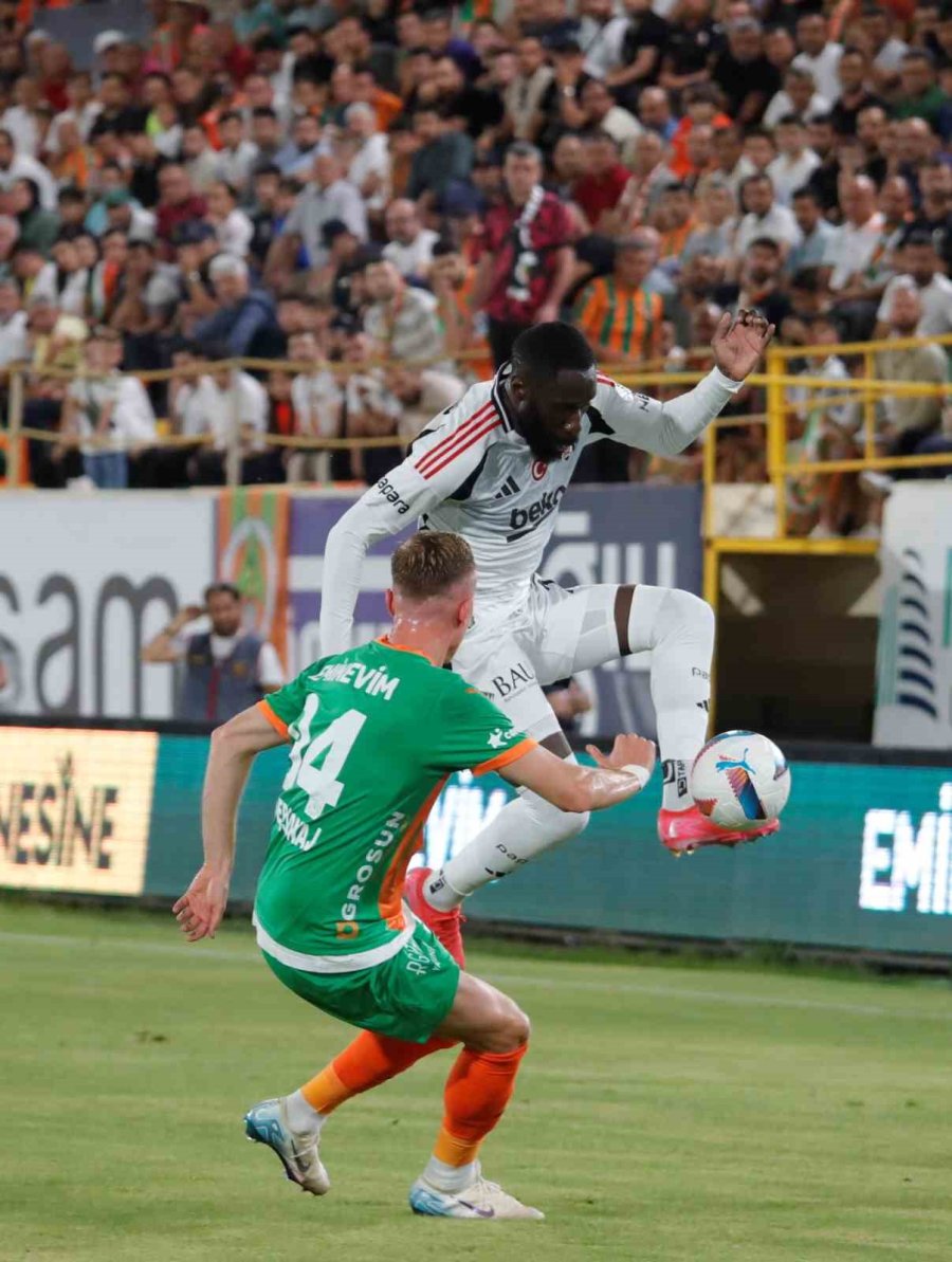 Trendyol Süper Lig: Alanyaspor: 1 - Beşiktaş: 1 (maç Sonucu)