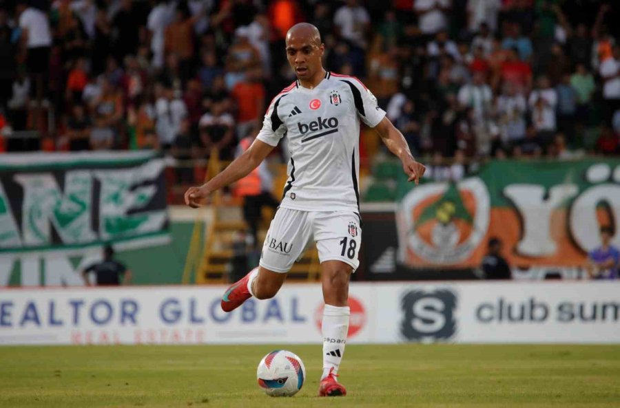 Trendyol Süper Lig: Alanyaspor: 1 - Beşiktaş:0 (ilk Yarı)