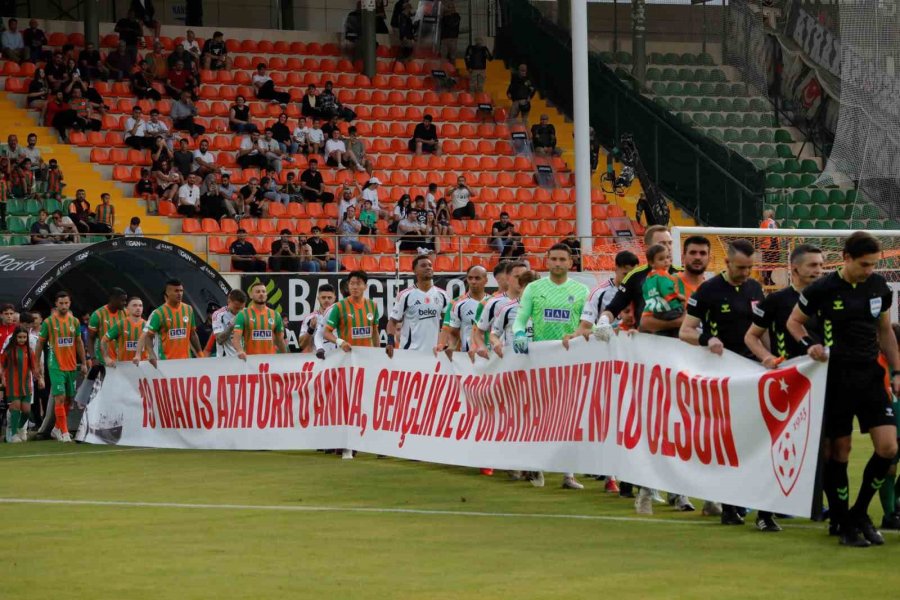 Trendyol Süper Lig: Alanyaspor: 0 - Beşiktaş: 0 (maç Devam Ediyor)