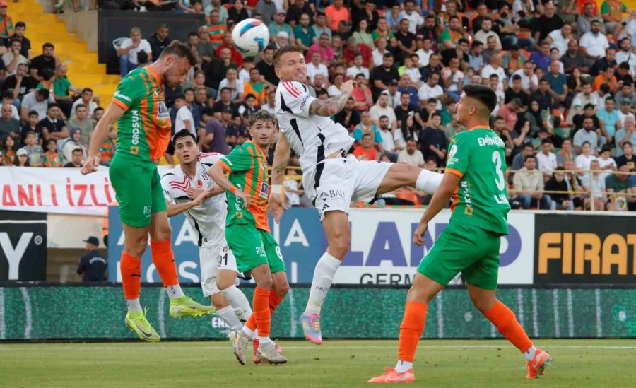 Trendyol Süper Lig: Alanyaspor: 0 - Beşiktaş: 0 (maç Devam Ediyor)
