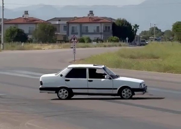 Tofaşların Drift Şovu Pahalıya Patladı