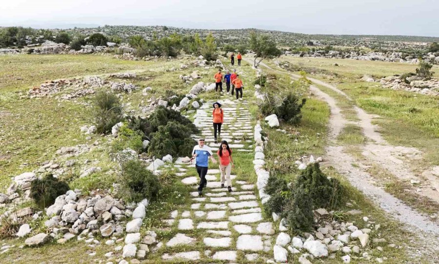Antik Çağ’dan Günümüze Uzanan Yolculuk: Kilikya Yolu Ziyaretçilerini Ağırladı