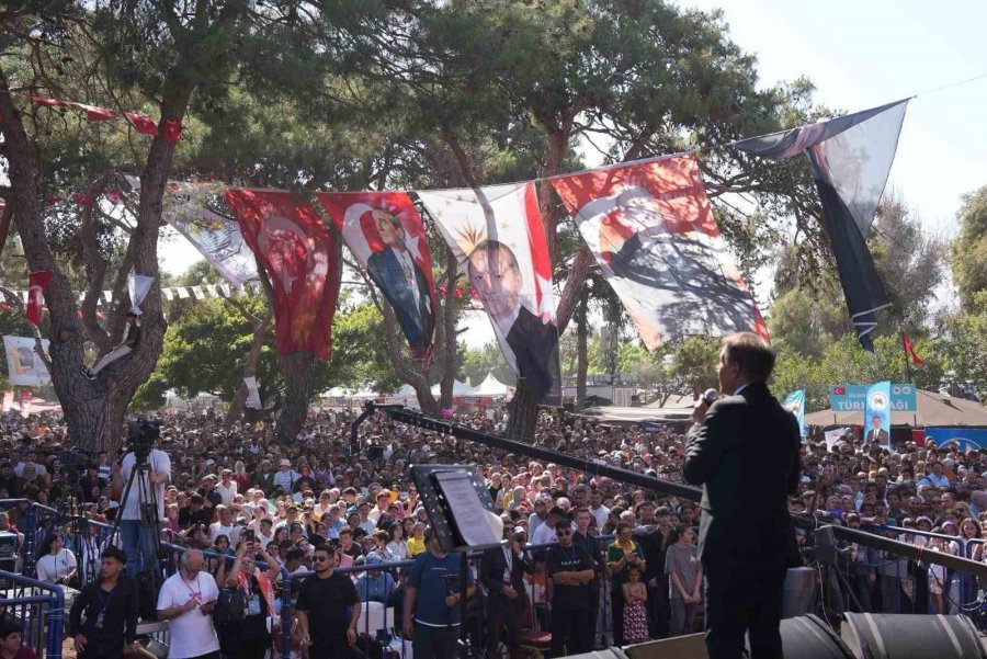 Binlerce Kişi Geldi: Geleneksel Türkmen Şöleni Coşkulu Geçti