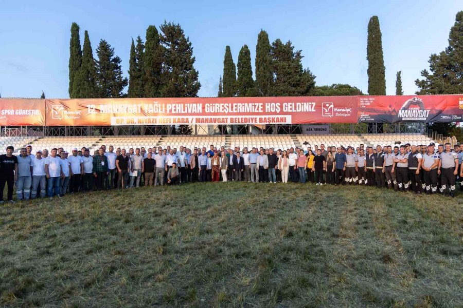 Manavgat’ta Başpehlivan Kemeri Orhan Okulu’nun