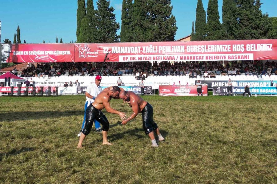 Manavgat’ta Başpehlivan Kemeri Orhan Okulu’nun