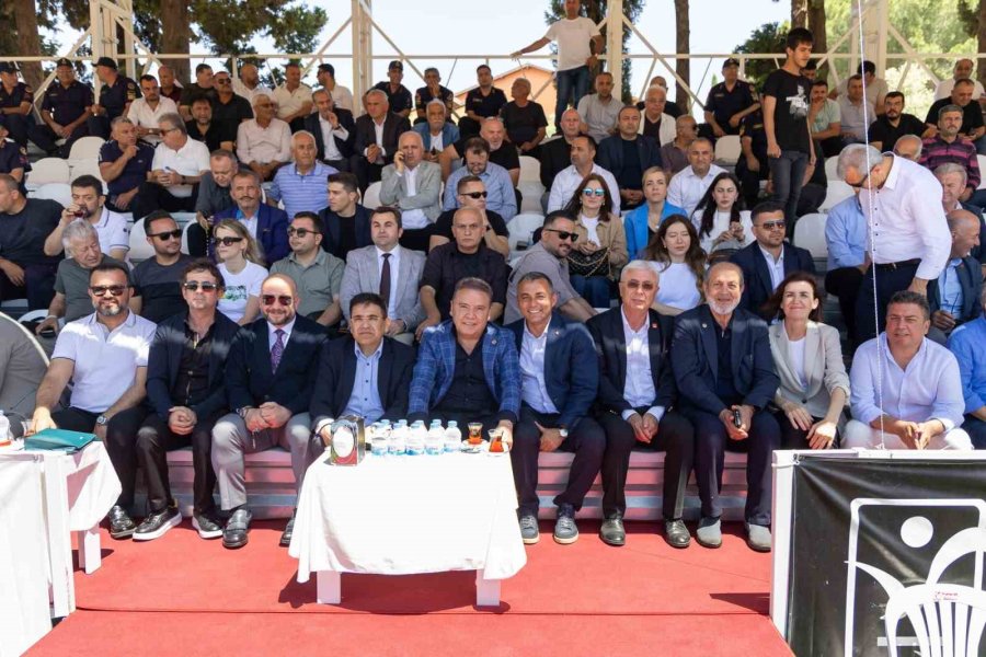 Manavgat’ta Başpehlivan Kemeri Orhan Okulu’nun