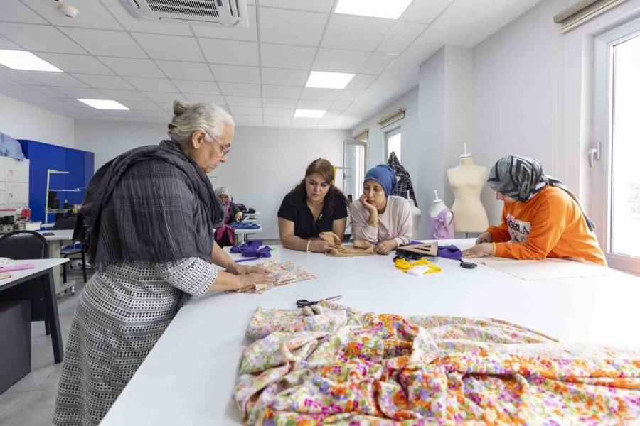 Kadınlar Eğitimde, Çocuklar Güvende