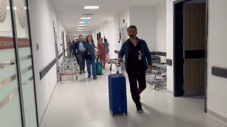 18 Yaşındaki Genç Kızın Organları 4 Hastaya Umut Oldu