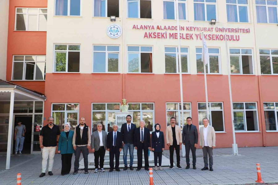 Akseki’de Orman Fakültesi Ve Kyk Binası İçin İmzalar Atıldı