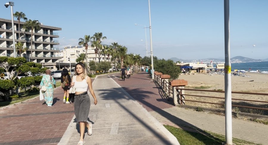 Türkiye’nin Gönüllü Turizm Elçisi: İsveçli Köylü Güzeli