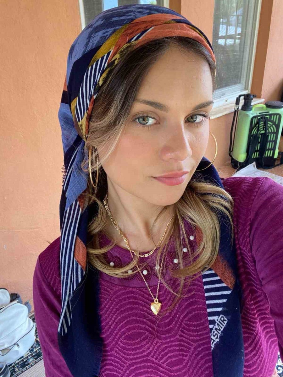 Türkiye’nin Gönüllü Turizm Elçisi: İsveçli Köylü Güzeli