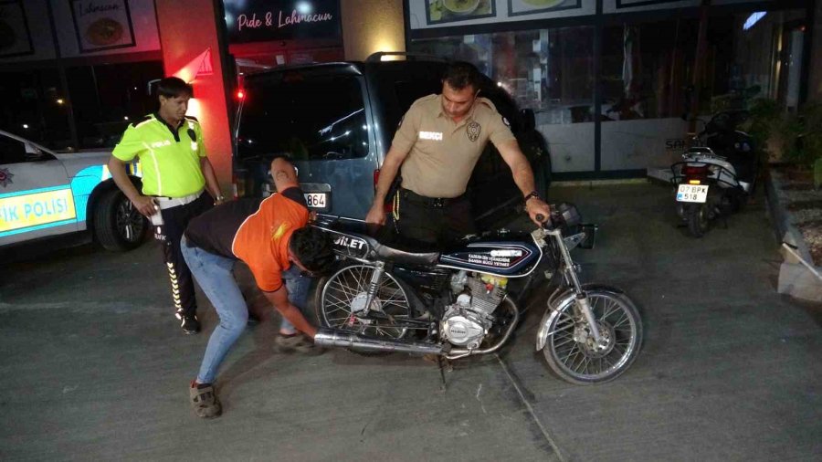 Manavgat’ta Abartılı Egzozlu Ehliyetsiz İki Motosikletliye 100 Bin Tl Üzerinde Ceza