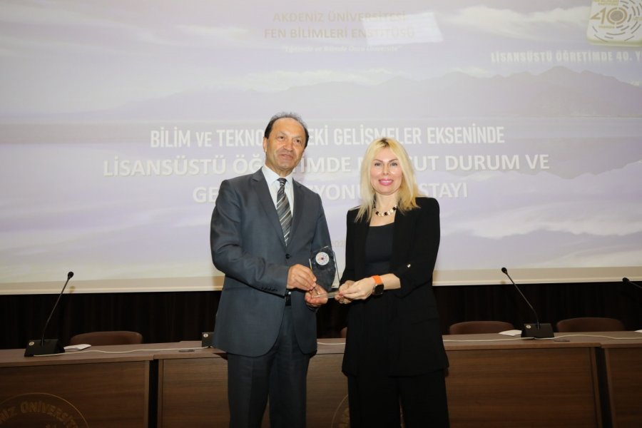 Fen Bilimleri Enstitüsü 40. Yılını Kutluyor