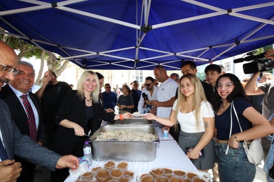 Sosyal Bilimler Myo’da 30. Geleneksel Pilav Günü Düzenlendi