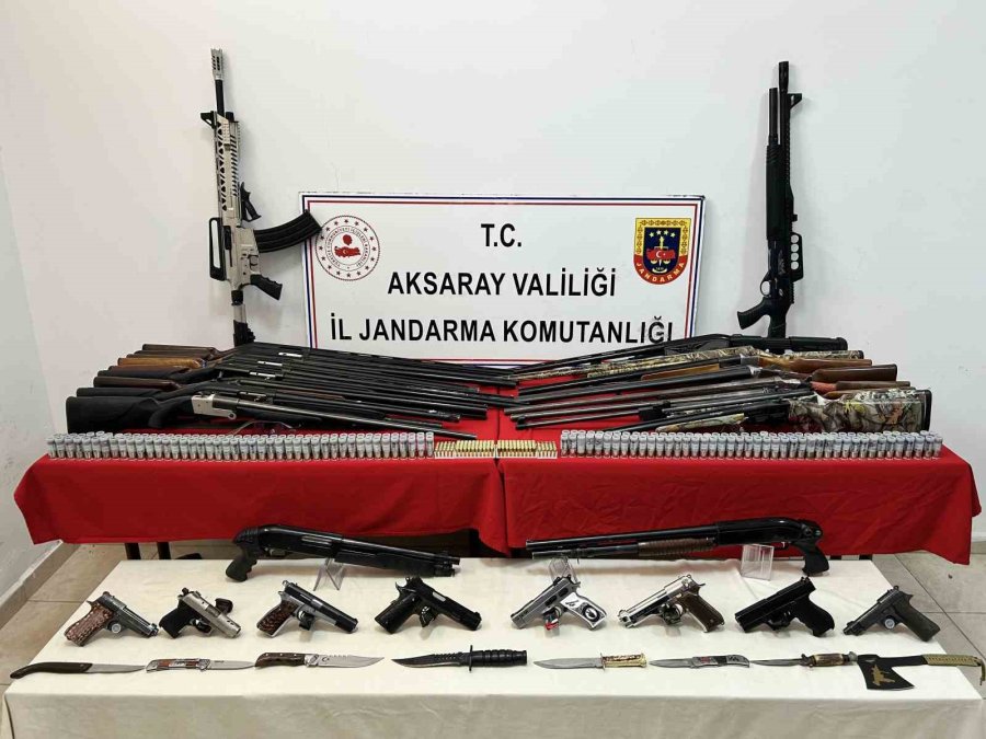 Aksaray’da 35 Adrese Silahlı Maganda Operasyonu: Evlerden Cephanelik Çıktı