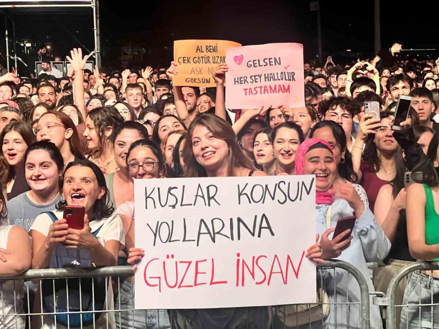 23. Alanya Uluslararası Kültür Sanat Ve Turizm Festivali Başladı