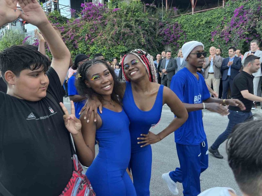 23. Alanya Uluslararası Kültür Sanat Ve Turizm Festivali Başladı