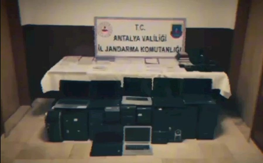 Gaziapaşa’daki "tefeci" Operasyonunda 4 Tahliye