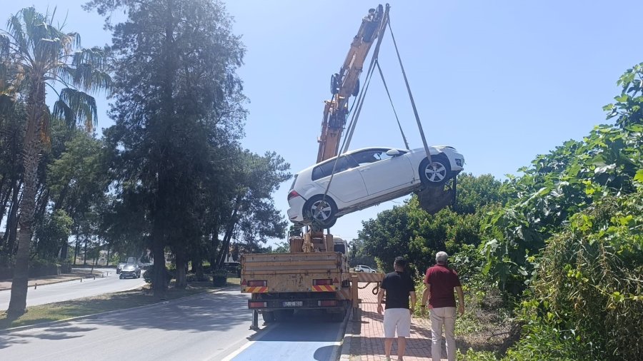 Bahçe Sahibinin ’kazalar Sebebiyle Bahçeme Ev Yapamıyorum’ İsyanı