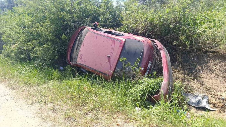 Kazanın Ardından Otomobilini Bırakıp Giden Sürücüye Plakadan Ulaşıldı