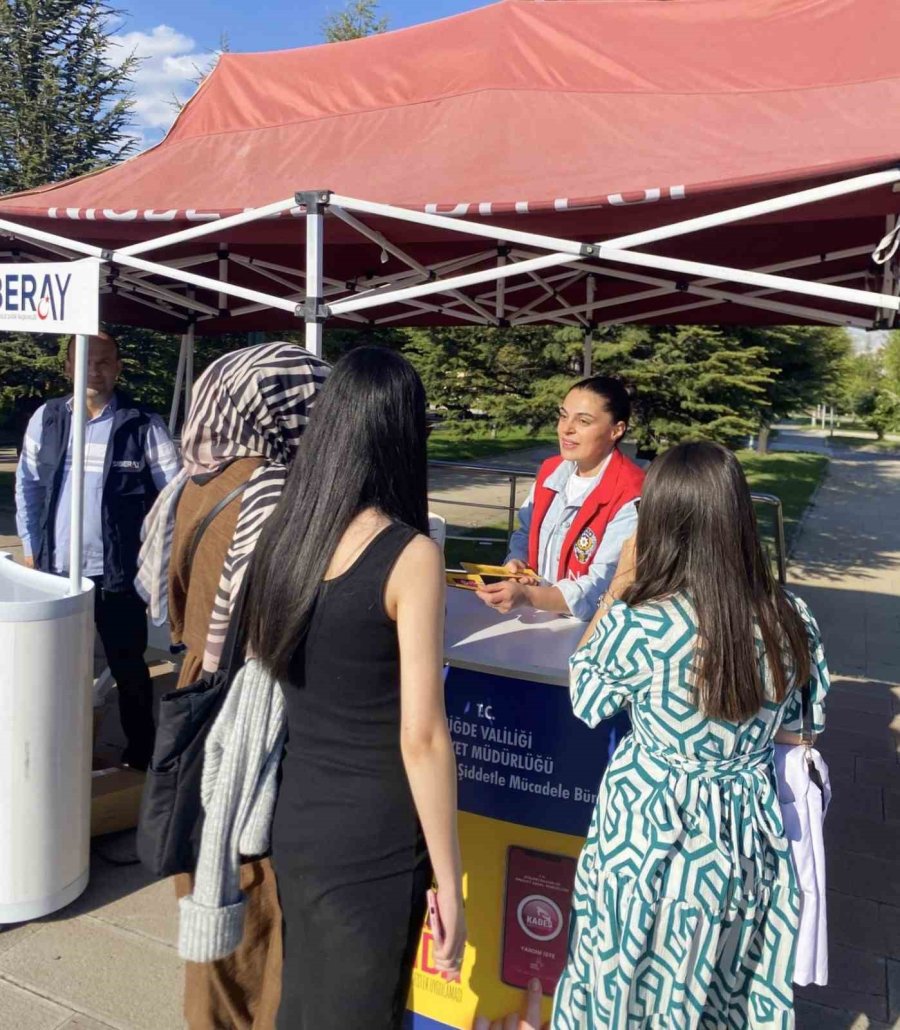 Gençlik Haftasında Öğrencilere Siber Farkındalık Eğitimi Verildi