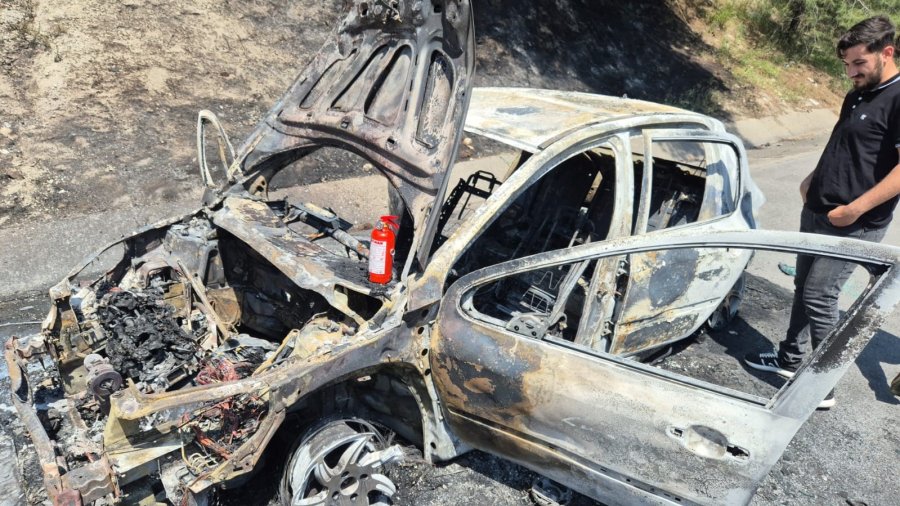 Tarsus’ta Araçta Çıkan Yangın Ormana Sıçradı