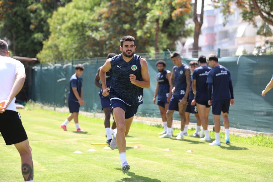 Alanyaspor, Konyaspor Maçı Hazırlıklarını Tamamladı