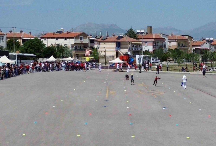 Karaman’da Tekerlekli Paten Heyecanı Başladı