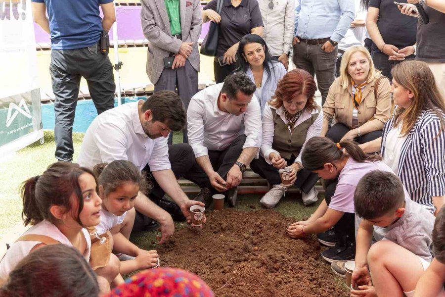 Mersin’de Yerel Ve Atalık Tohumlar Gelecek Kuşaklara Aktarılıyor